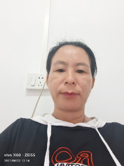 琼的第一张照片--荔浦中老年相亲网